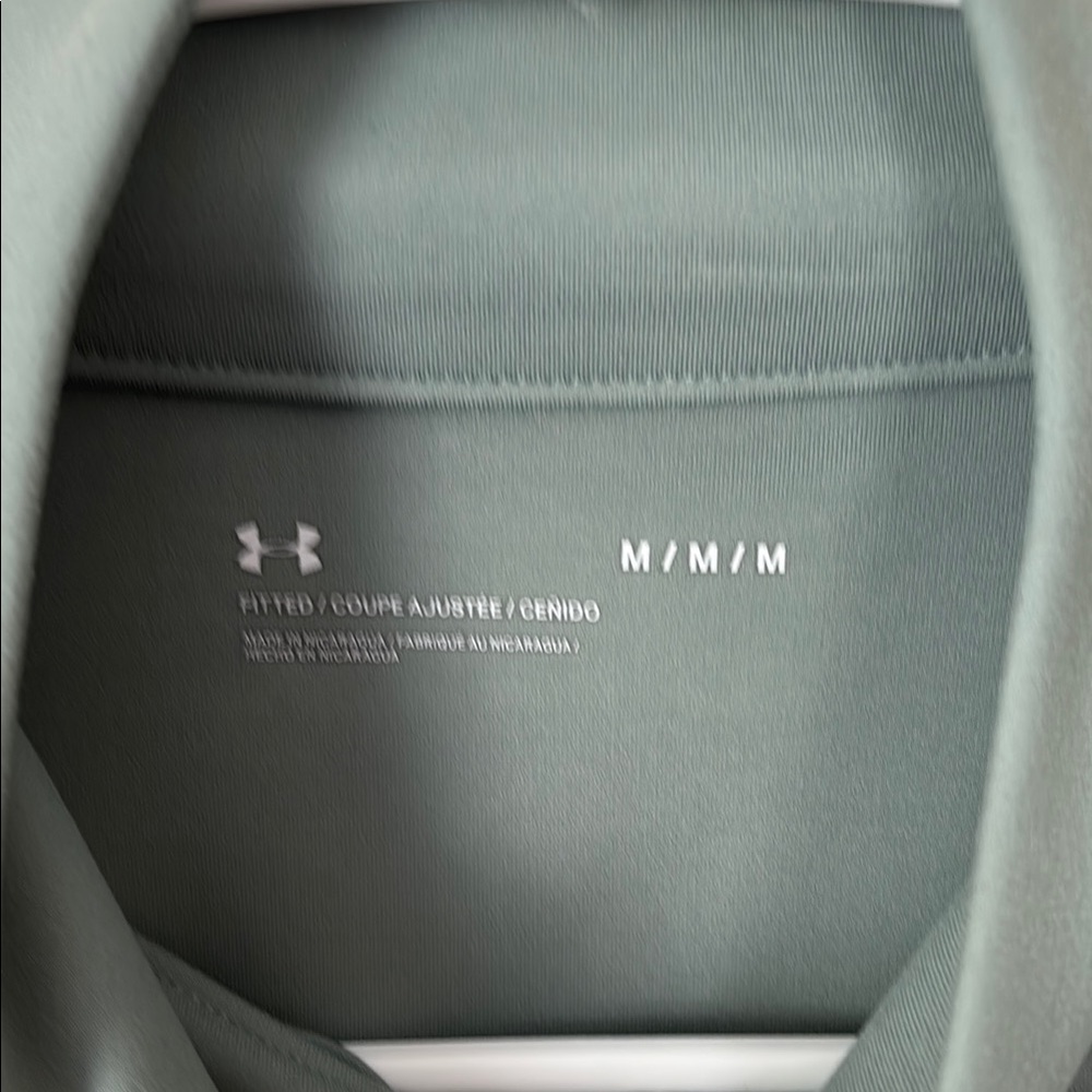 Under Armour Women's Green Fitted Jacket - Picture 2 of 3
